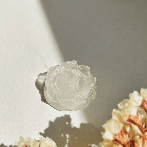 fiore di loto in Quarzo Ialino